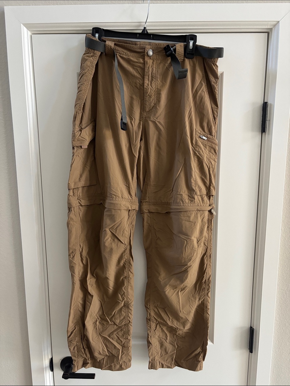 Columbia Men's Convertible Cargo Pants in Brown
